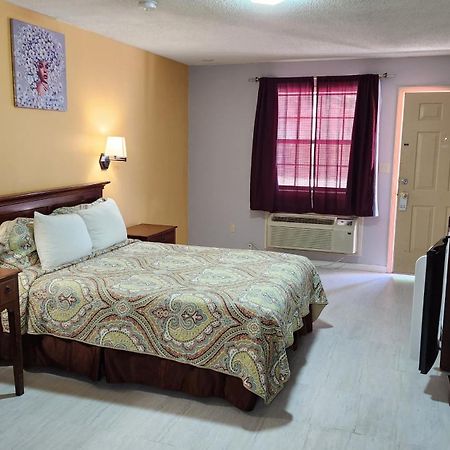 יוריקה ספרינגס Swiss Village Inn מראה חיצוני תמונה