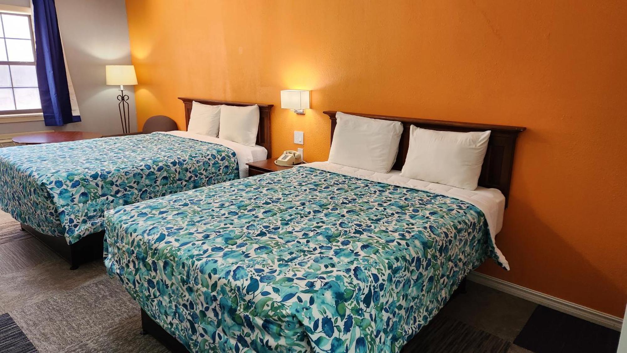 יוריקה ספרינגס Swiss Village Inn מראה חיצוני תמונה
